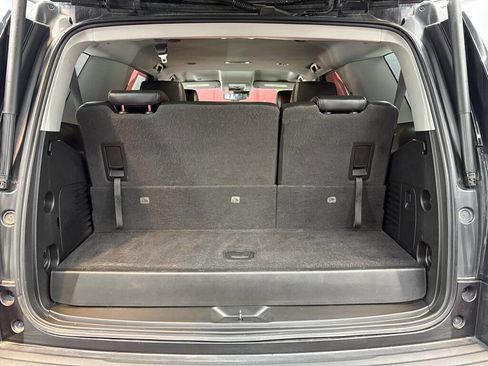 Used 2017 GMC Yukon SLE w/ HD Trailering Package image 29