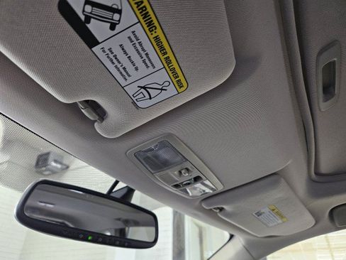 Used 2018 Mitsubishi Outlander LE FWD image 22