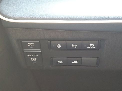 New 2026 Nissan Leaf Platinum+ w/ Cargo Package (Platinum+) image 21