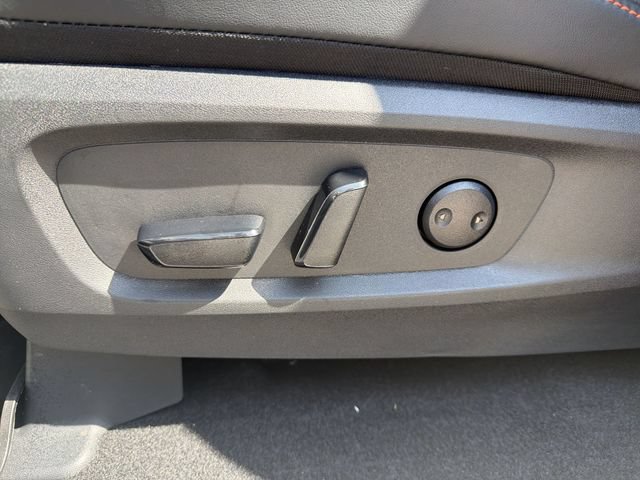 Used 2026 Nissan Pathfinder Rock Creek AWD/4WD image 14