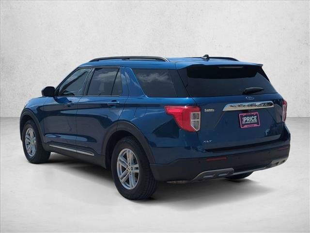 Used 2022 Ford Explorer XLT w/ Equipment Group 202A RWD image 8