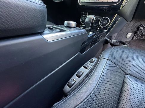 Used 2014 Mercedes-Benz G 550 image 29