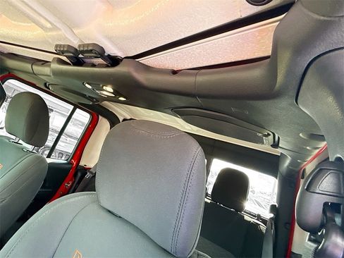 Used 2021 Jeep Gladiator Mojave image 20