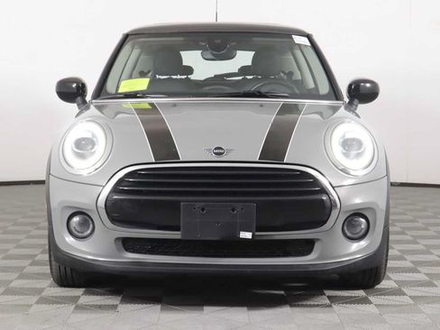 Used 2020 MINI Cooper 2-Door Hardtop FWD image 2