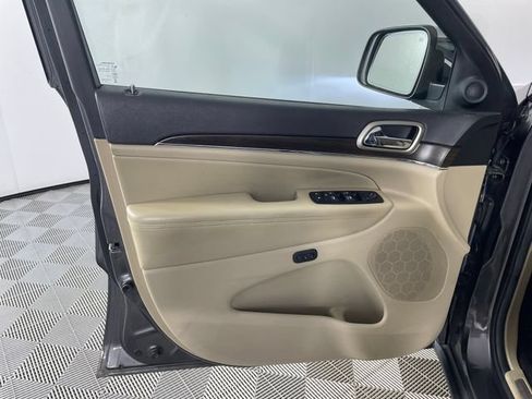 Used 2014 Jeep Grand Cherokee Limited w/ Luxury Group II AWD/4WD image 12
