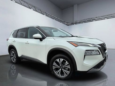 Used 2023 Nissan Rogue SV AWD/4WD image 25