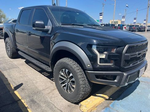 Used 2019 Ford F150 Raptor w/ Equipment Group 802A Luxury AWD/4WD image 1