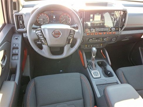 New 2026 Nissan Frontier PRO-4X w/ Pro-4x Convenience Package image 2