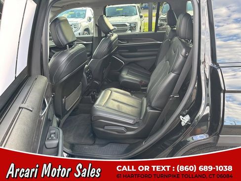 Used 2022 Jeep Grand Cherokee L Limited w/ Luxury Tech Group II image 17