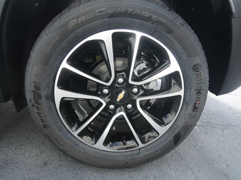 New 2026 Chevrolet TrailBlazer LT w/ Convenience Package AWD/4WD image 6