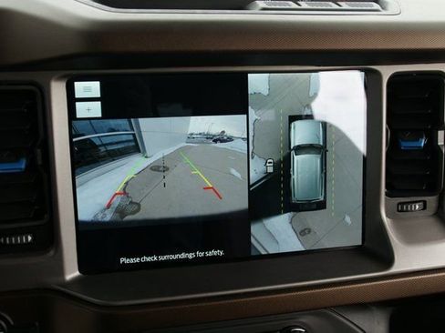 Used 2023 Ford Bronco Outer Banks image 27