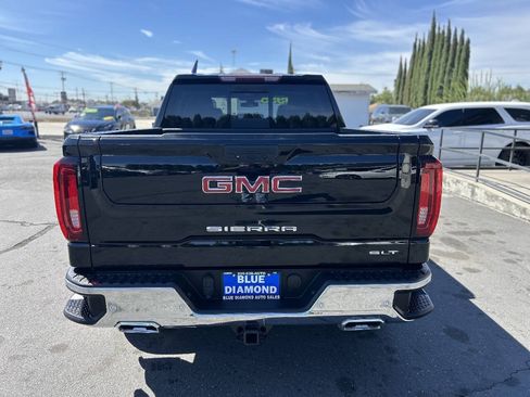 Used 2020 GMC Sierra 1500 SLT w/ SLT Premium Plus Package AWD/4WD image 5