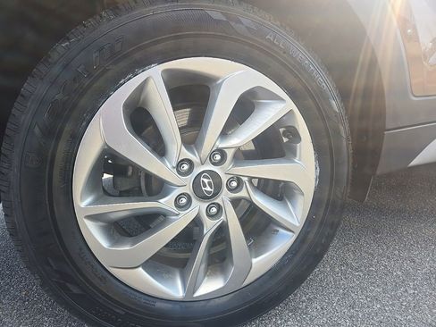 Used 2017 Hyundai Tucson SE Plus image 11