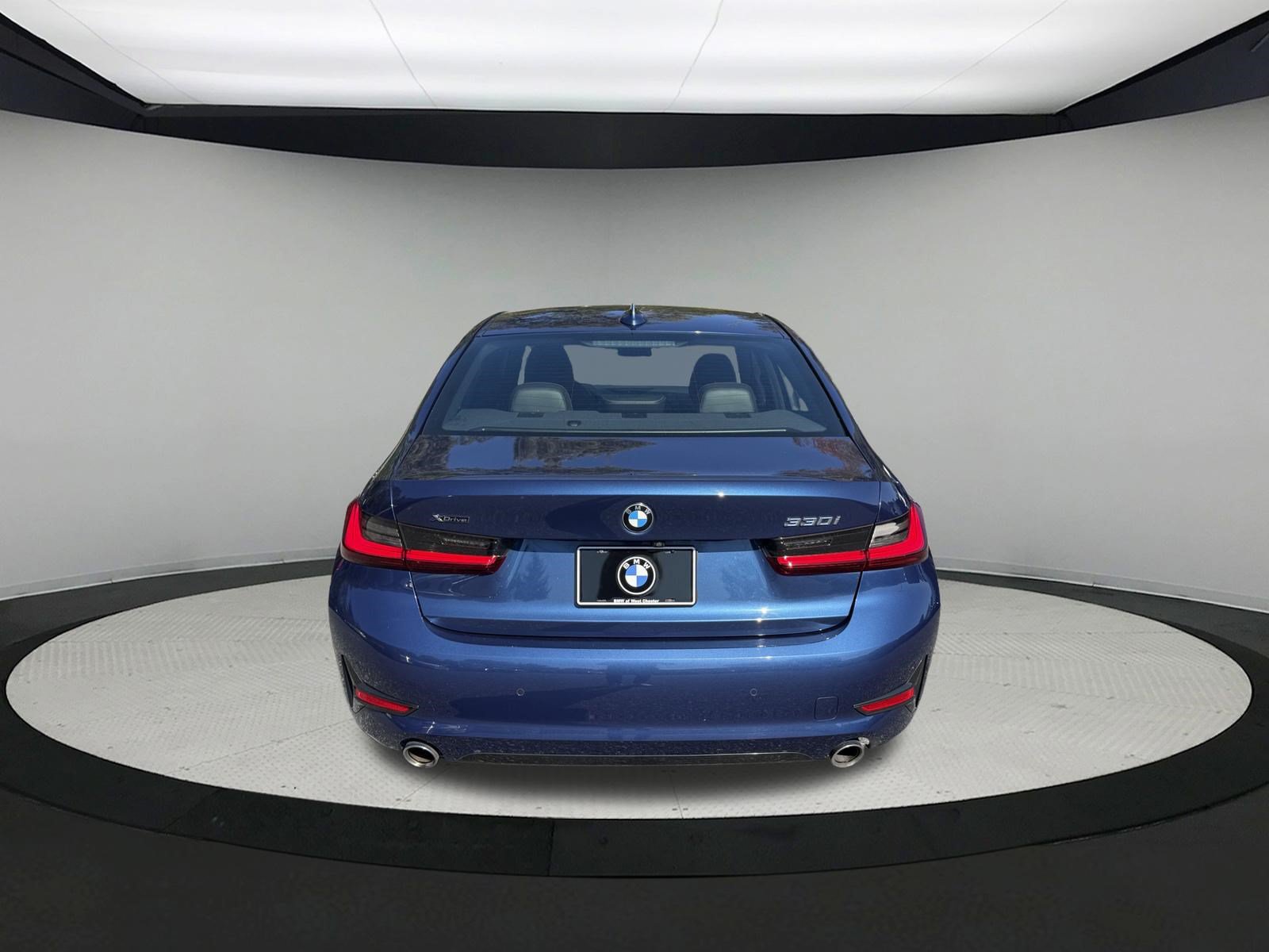 Used 2022 BMW 330i xDrive Sedan w/ Driving Assistance Package AWD/4WD image 5