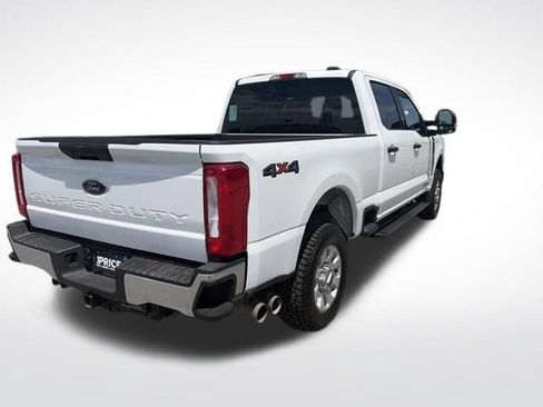 Used 2024 Ford F250 XLT AWD/4WD image 4