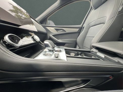 New 2026 Jaguar F-PACE R-Dynamic S image 30