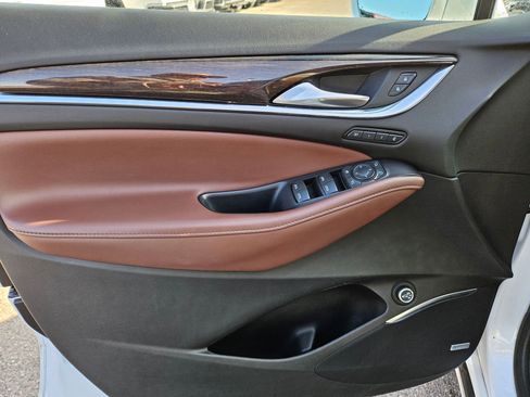 Used 2020 Buick Enclave Avenir w/ Avenir Technology Package image 13