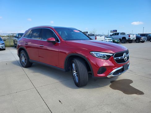 Used 2024 Mercedes-Benz GLC 300 4MATIC image 7