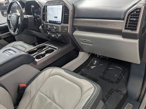 Used 2022 Ford F350 Limited image 22