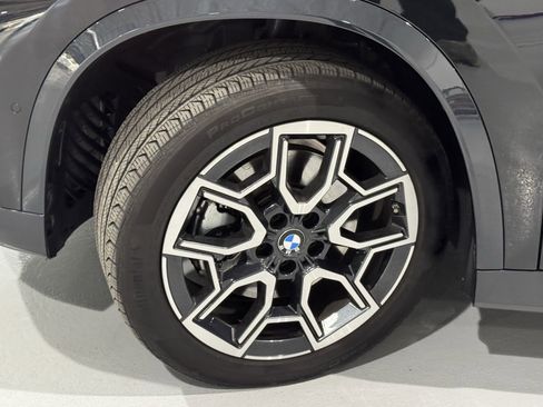 Used 2025 BMW X1 xDrive28i w/ Technology Package image 40