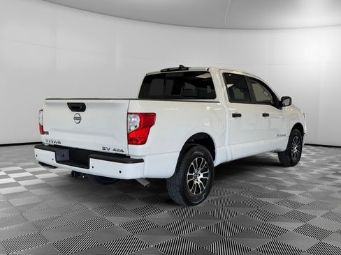 Used 2024 Nissan Titan SV w/ Accessory Utility Package image 8