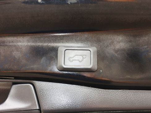 Used 2023 Toyota RAV4 XLE image 10