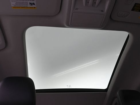 Used 2022 Ford Escape Titanium w/ Titanium Elite Package image 28