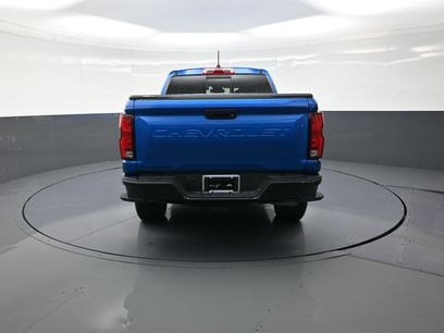Used 2024 Chevrolet Colorado Z71 w/ Z71 Convenience Package 2
