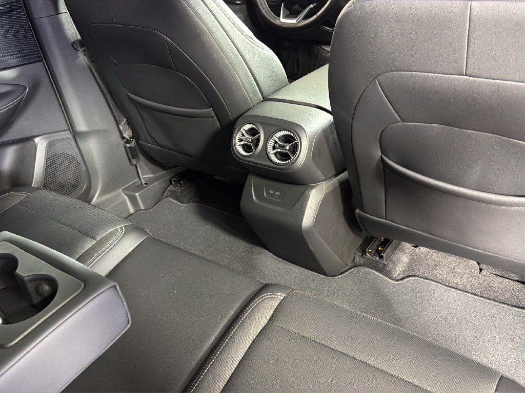 Used 2024 Chevrolet Blazer EV LT AWD/4WD image 30