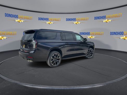 New 2026 Chevrolet Suburban RST w/ Comfort Package image 11