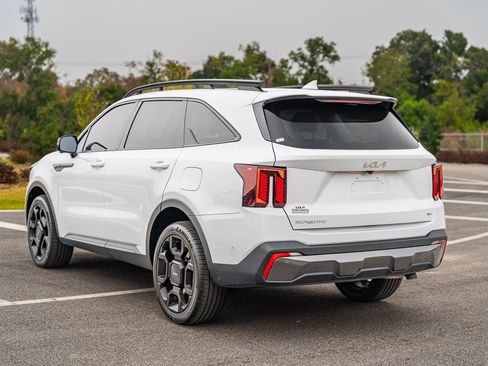 Certified 2024 Kia Sorento SX image 5