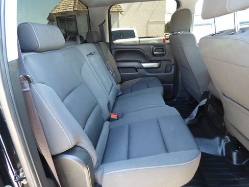 Used 2017 Chevrolet Silverado 1500 LT AWD/4WD image 16