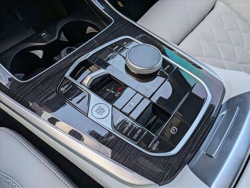 Certified 2025 BMW X5 sDrive40i w/ M Sport Package image 16