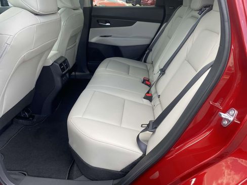 New 2025 Nissan Murano SV image 9