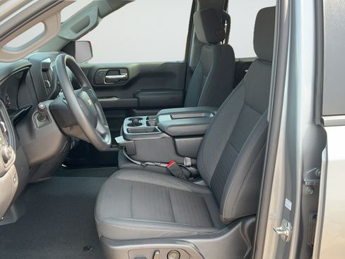 Used 2026 Chevrolet Silverado 1500 Custom w/ LPO, Dark Essentials Package AWD/4WD image 16