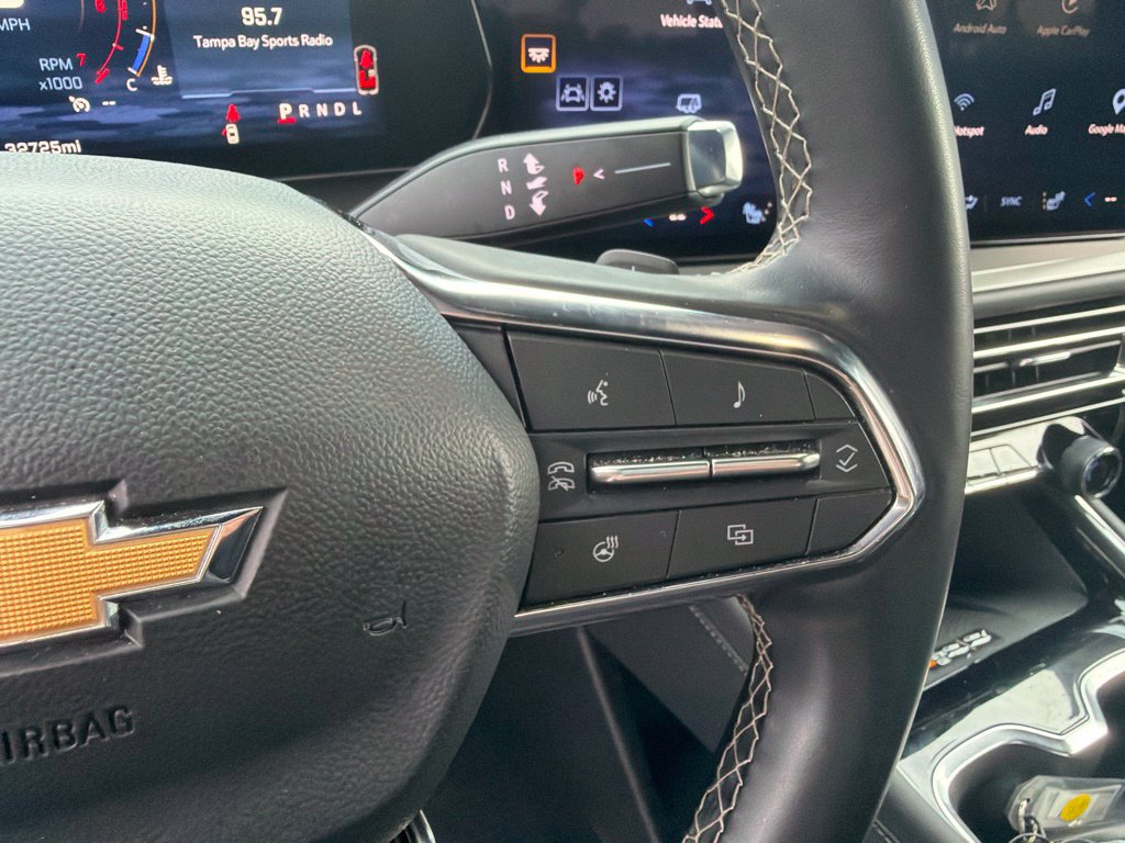 Used 2026 Chevrolet Traverse LT FWD image 18