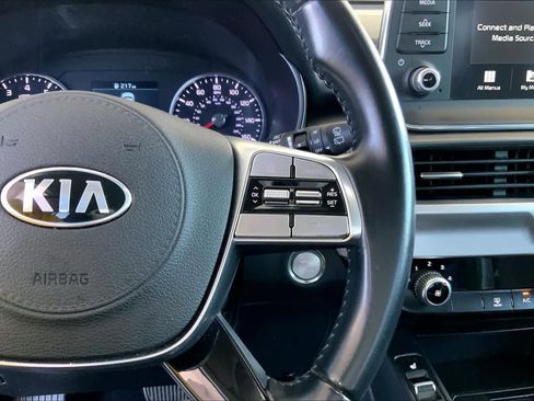 Used 2020 Kia Telluride S image 25