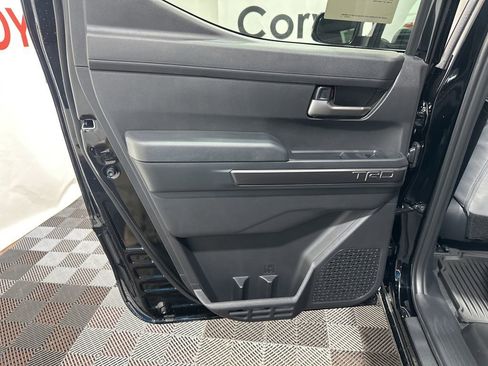 New 2025 Toyota Tacoma TRD Off-Road AWD/4WD image 18