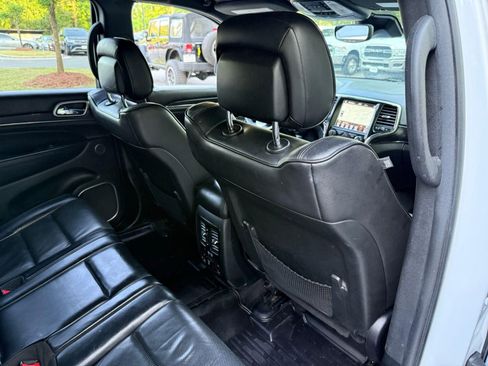 Used 2018 Jeep Grand Cherokee High Altitude RWD image 32