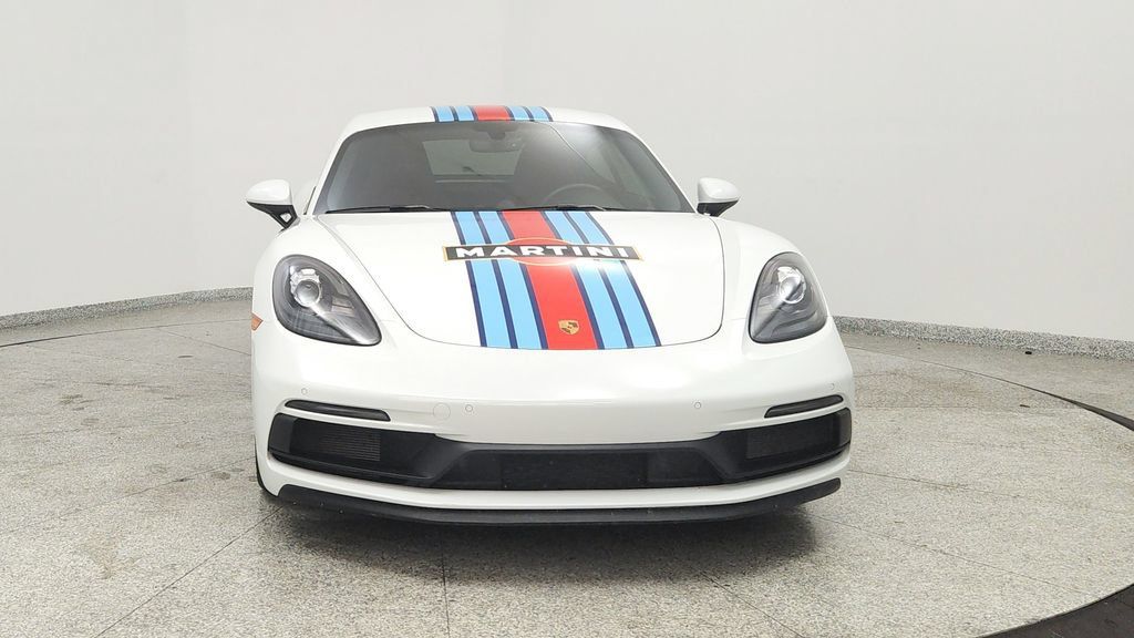 Used 2018 Porsche 718 Cayman GTS RWD image 8