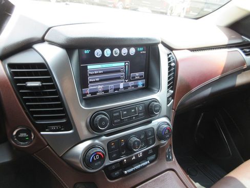 Used 2016 Chevrolet Tahoe LTZ AWD/4WD image 36