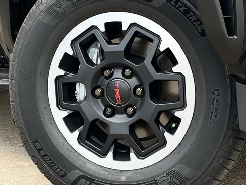 New 2026 Toyota 4Runner TRD Off-Road Premium AWD/4WD image 26