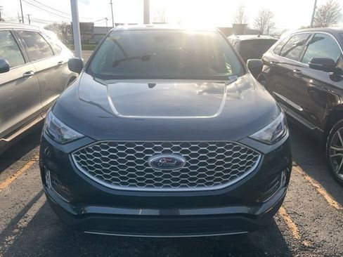 Used 2024 Ford Edge SEL w/ Convenience Package AWD/4WD image 6