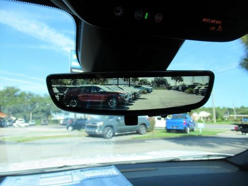 New 2026 Chevrolet Equinox LT w/ Safety and Technology Package image 24