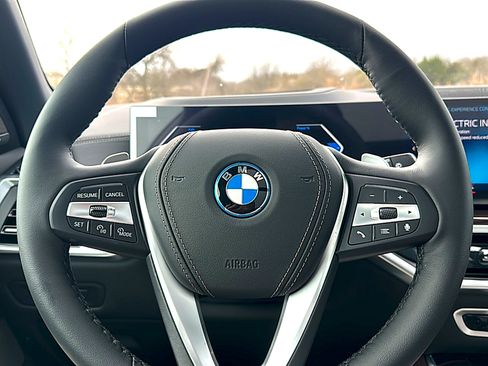 New 2026 BMW X5 xDrive50e AWD/4WD image 18