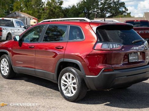 Used 2021 Jeep Cherokee Latitude image 9