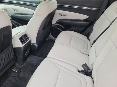 Used 2023 Hyundai Tucson SEL w/ Convenience Package image 10