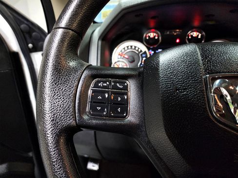Used 2013 RAM 1500 Classic SLT w/ Premium Display Pkg image 27