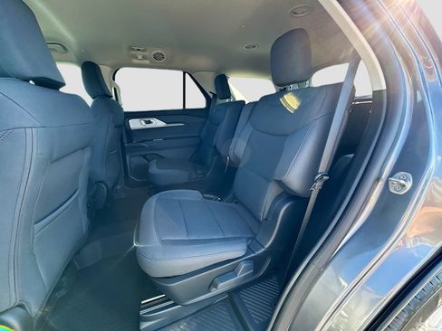 New 2026 Ford Explorer Active RWD image 27