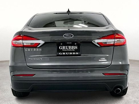Used 2019 Ford Fusion SE image 6